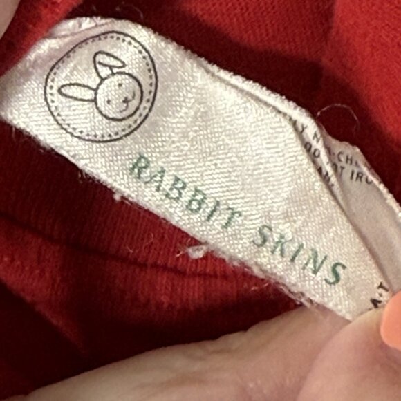 Creme De La Creme Shirt Top Kids Childrens Uniform Size 4 Rabbit Skins Red LS - Picture 5 of 7